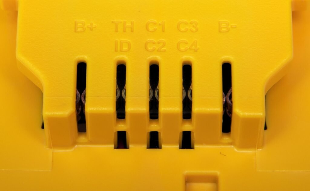 Get a FREE DeWalt Battery with Select Tool Purchase! 2 Get a FREE DeWalt Battery with Select Tool Purchase!