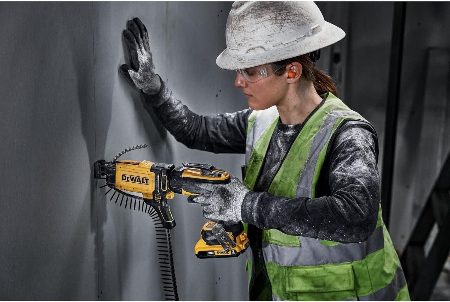 I Tested ⁤DEWALT's DCF630B and It Rips​ Through Drywall