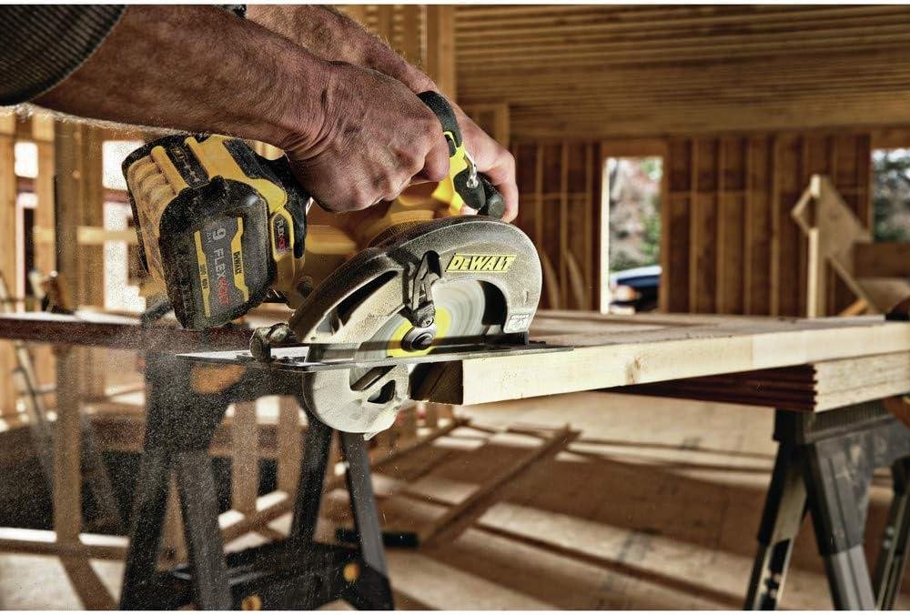 I Tested DeWalt’s 60V Saw – It’s a Beast