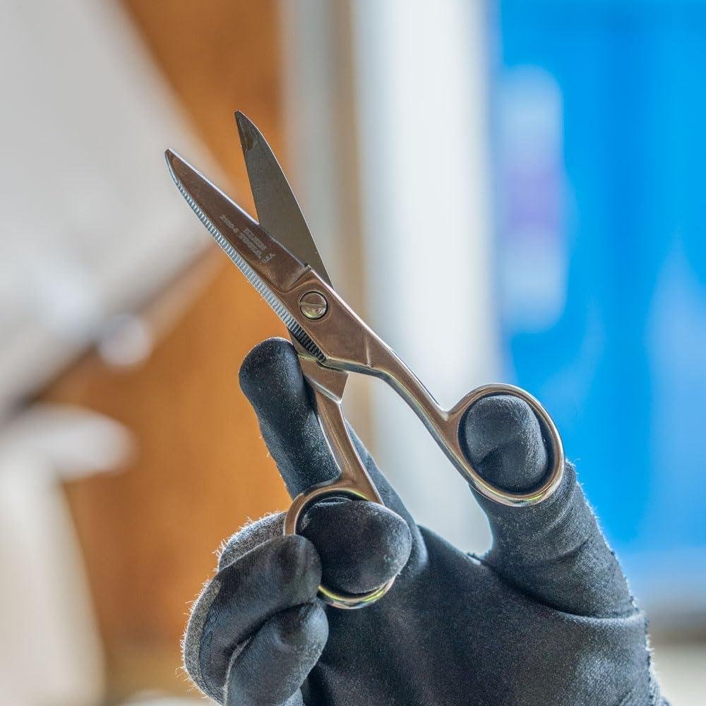 My Go-To Snips: Klein 2100-5 Scissors Review 3 My Go-To Snips: Klein 2100-5 Scissors Review